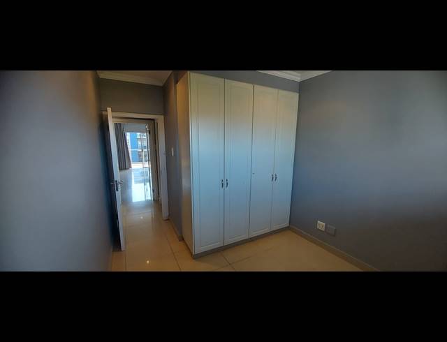 2 BEDROOM APARTMENT FOR SALE IN UMHLANGA RIDGE